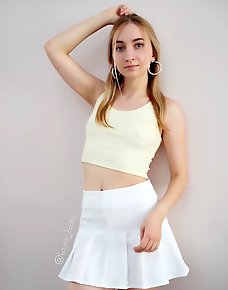 Quality Stockings And Pantyhose Pics And Vids