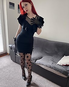 Quality Stockings And Pantyhose Pics And Vids